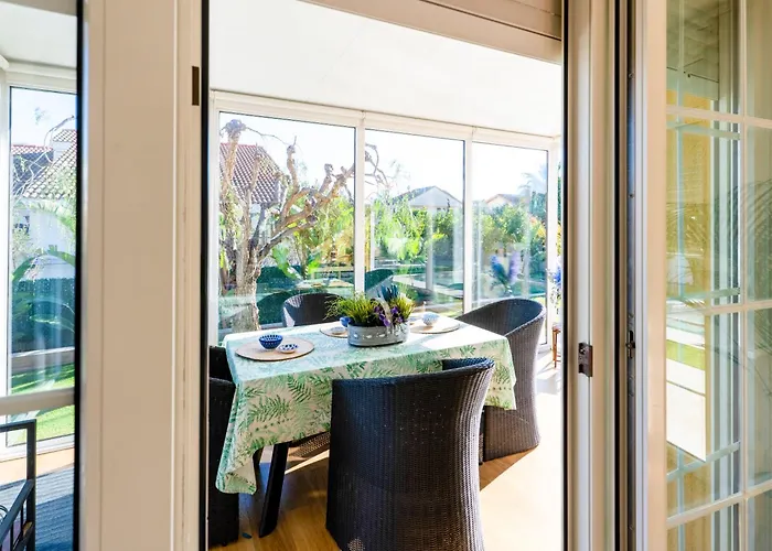 Grand Villa Salou Only Families